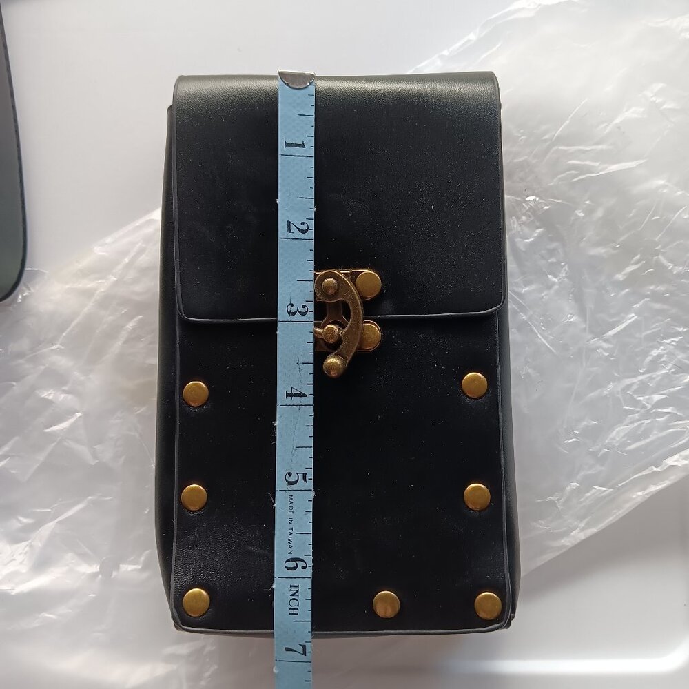 New Belt Bag Pouch Cellphone Holder Faux Leather Black 6.5" x 4" Detachable Belt - Picture 7 of 11